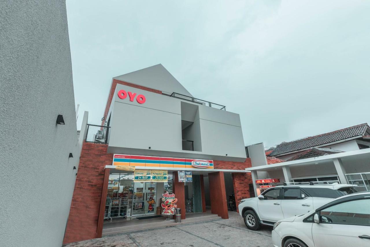 Oyo 780 Acg House Kalibata Syariah Hotell Jakarta Eksteriør bilde